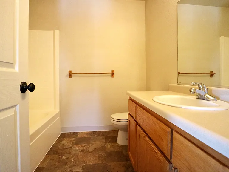 460 Posada Way #5 — Photo 7