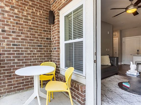 4th image of 2309 E 10th St #3315-B