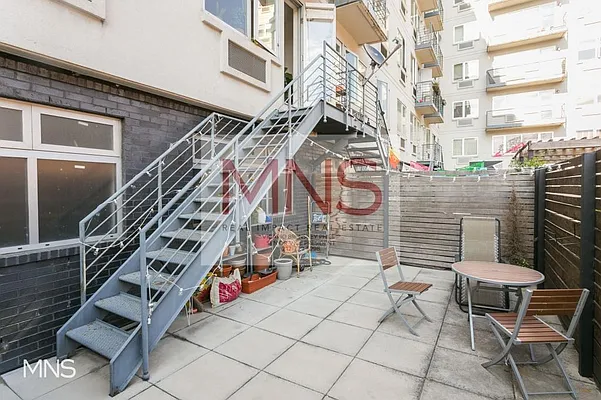 Rented by MNS | media 28