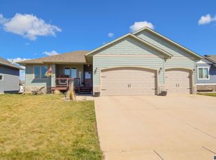 650 W High Pointe St, Tea, SD 57064