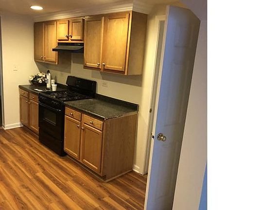 4th image of 4461 179th St