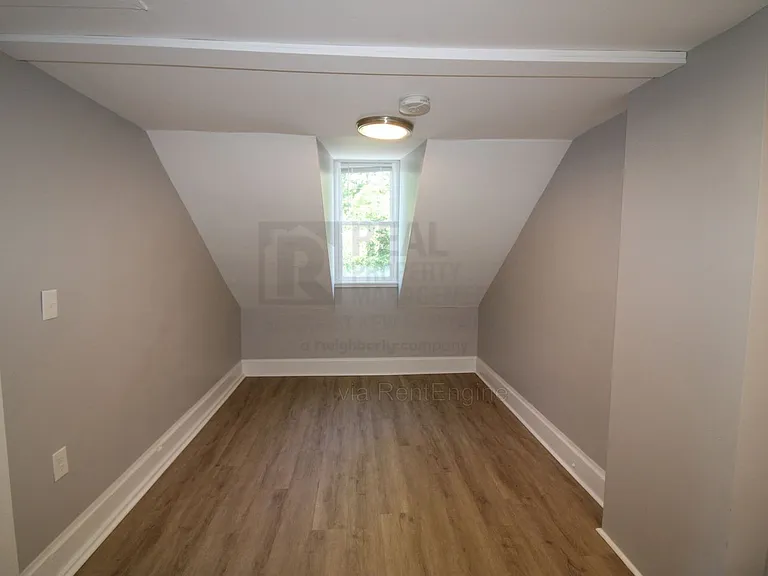 61 3rd St #201 — Photo 11