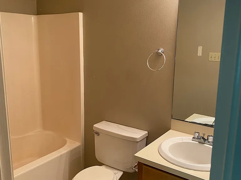 208 Standifer Ave — Photo 9