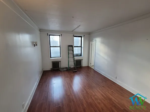 (undisclosed Address), Bronx, NY 10467