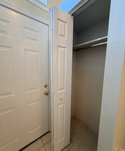 534 Crossbridge Dr — Photo 4