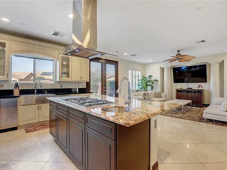 3541 Winter Wren St — Photo 17