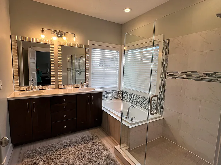598 W Regent Garden Ln — Photo 11