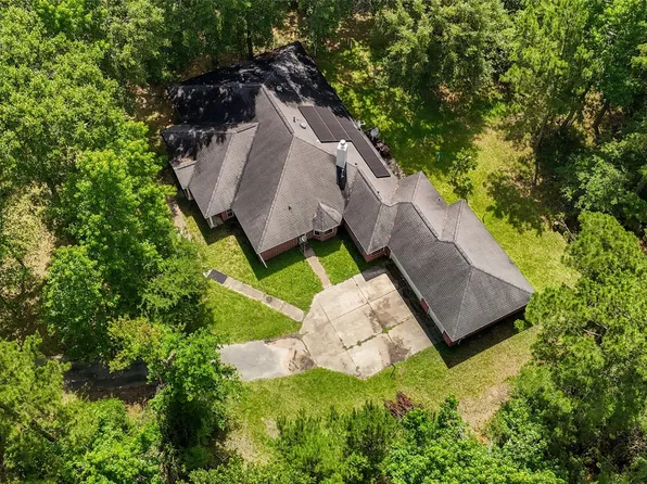 391 Skipper Ln, Montgomery, TX 77316