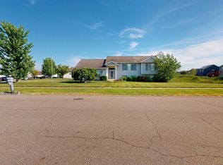 2308 Mary Beth Ln, Hudsonville, MI 49426