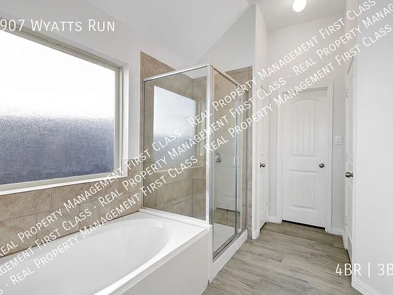8907 Wyatts Run — Photo 16