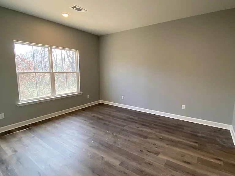 815 Brookside Dr — Photo 9