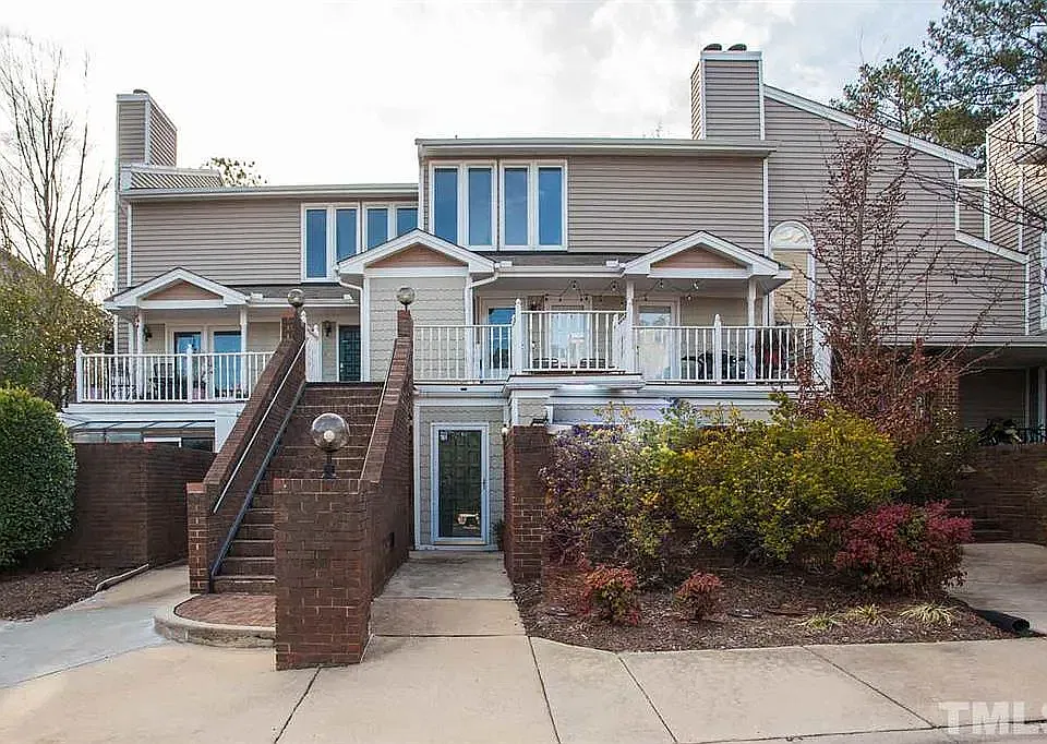 7010 Sandy Forks Rd #107