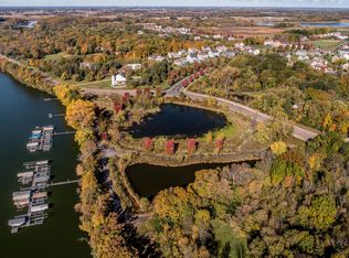 2134 165th St NW, Shakopee, MN 55379