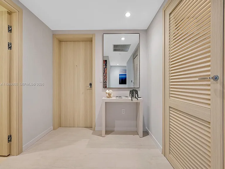 1000 Brickell Plz #3402 — Photo 21