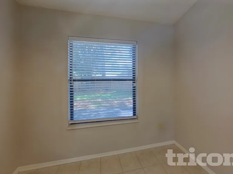 7943 Longshadow Ct — Photo 5