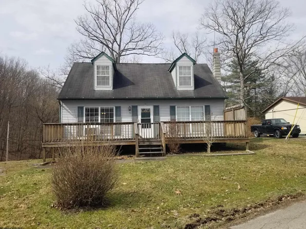 71 Black Oak Dr, Elkins, WV 26241
