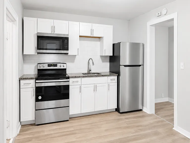 181 Sheridan Ave #1 — Photo 3
