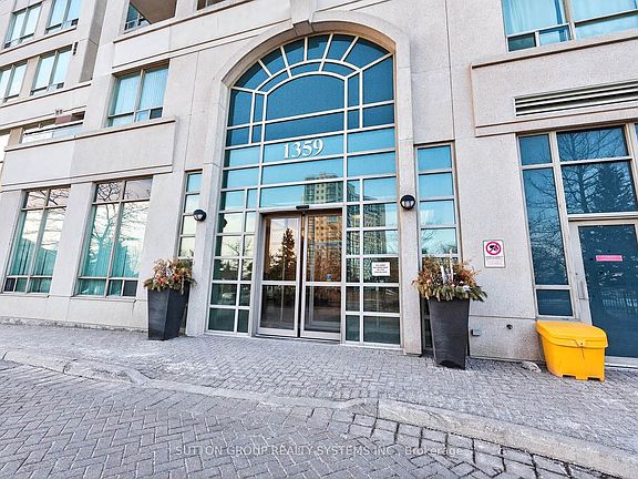 3rd image of 1359 Rathburn Rd E #902