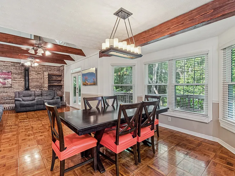 5210 River Park Villas Dr — Photo 15