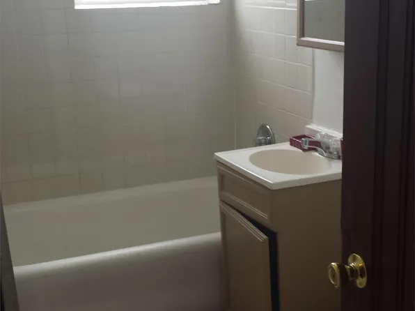 8156 S Marshfield Ave #2, Chicago, IL 60620