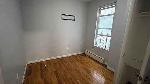 1217 Gilbert Pl #1F Photo 1