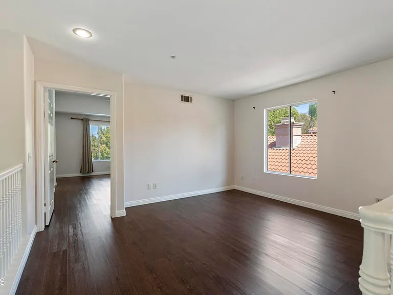 1549 Spyglass Dr — Photo 16