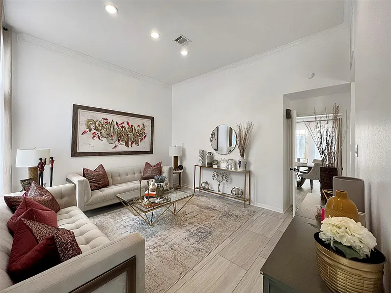 2358 Binley Dr — Photo 13