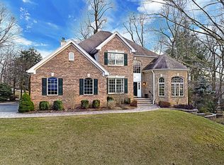 10 Bellegrove Ct, Basking Ridge, NJ 07920