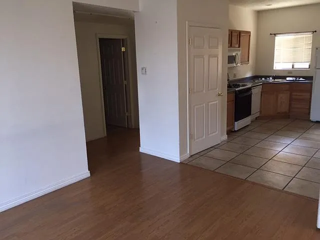 4302 Sabana Grande Ave SE #A — Photo 5