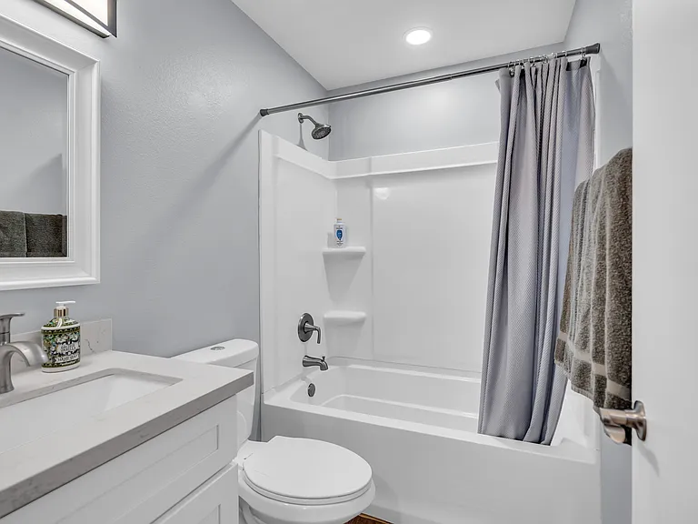 5676 E Bloomfield St — Photo 10