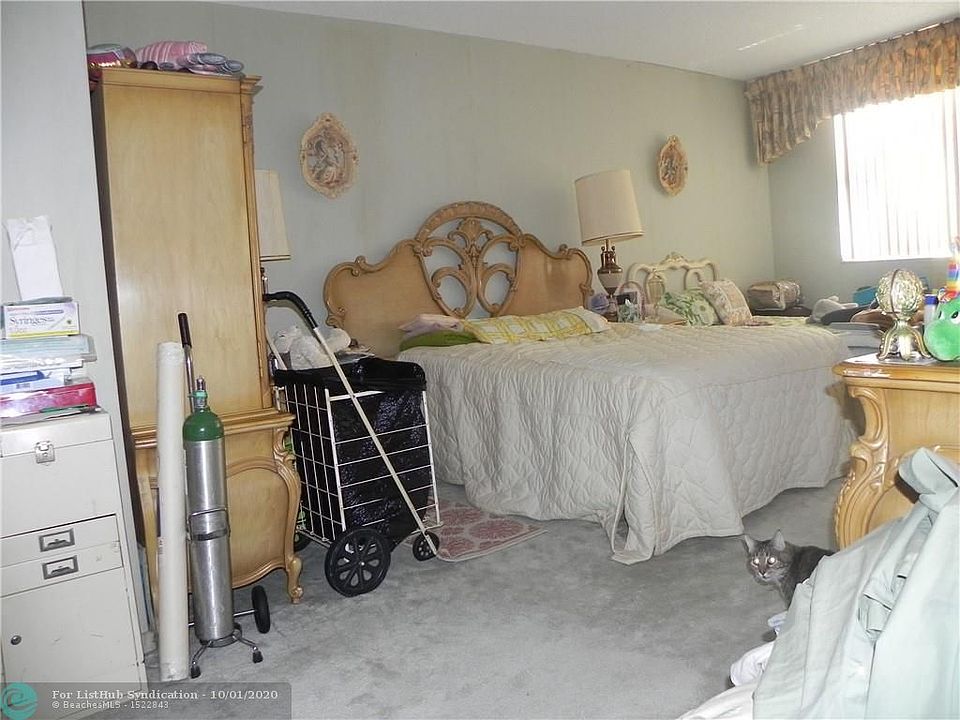 1st image of 4330 Hillcrest Dr APT 911