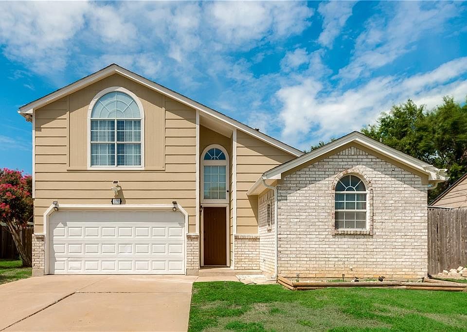1st image of 1107 Valley Branch Dr