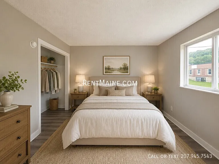 8 Hillside Ln #4 — Photo 13