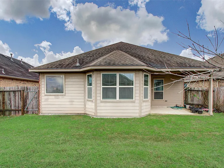 8710 Austin Thomas Dr — Photo 31