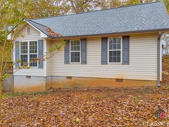 2nd image of 221 Eden Avenue