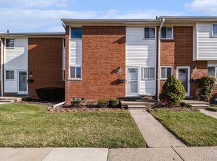 8646 Kaltz, Center Line, MI 48015