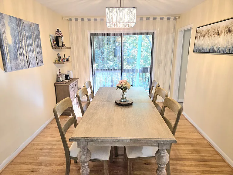 8733 Sheridan Farms Ct — Photo 3