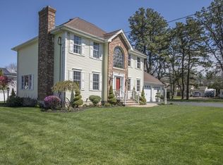 20 Wynne St, Taunton, MA 02780