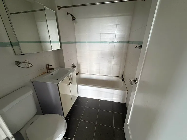 490 Ocean Pkwy #57 — Photo 5