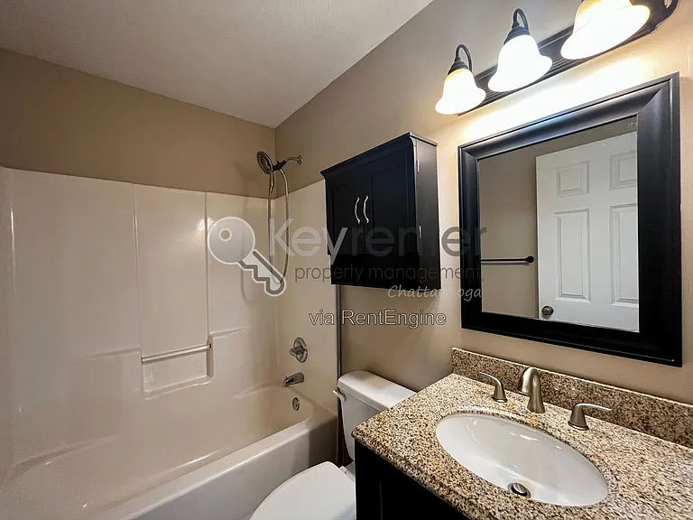 3721 Connelly Ln — Photo 12