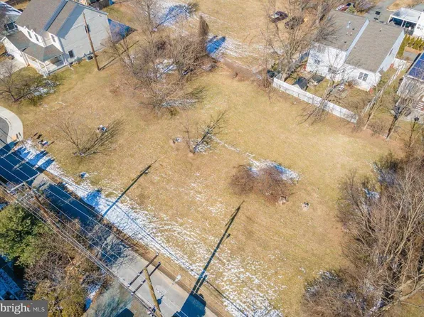 19 North St, Rockville, MD 20850