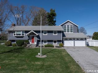 24 Indian Drive, Clinton, CT 06413