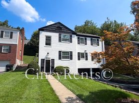 3024 Kinmont St, Cincinnati, OH