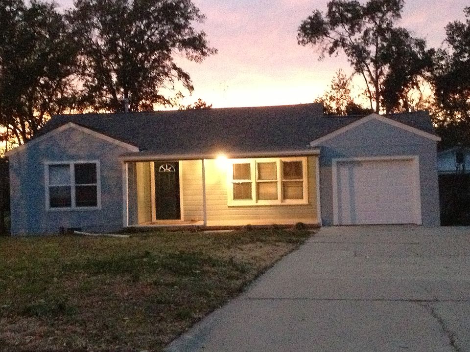 1st image of 720 Garden Acres Blvd