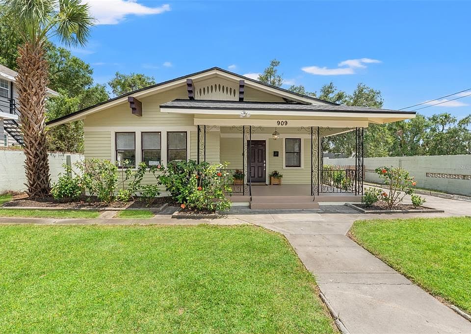 1st image of 909 E 15TH AVENUE
