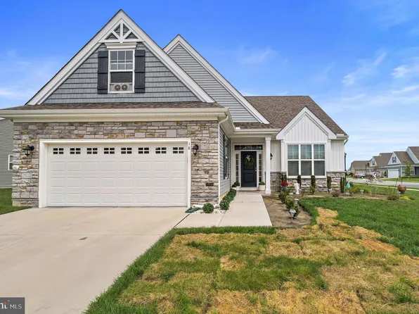 18 Matisse Pl, Dover, DE 19904