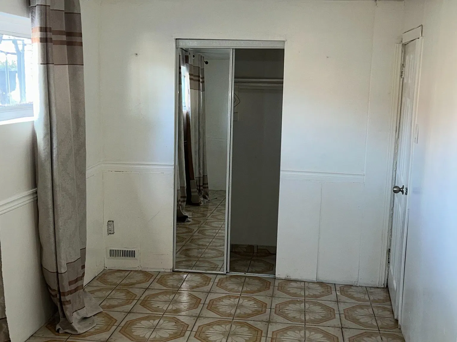 1 bed, $1,600 — Photo 4