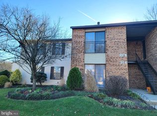 32 Sumac Ct, Mount Laurel, NJ 08054