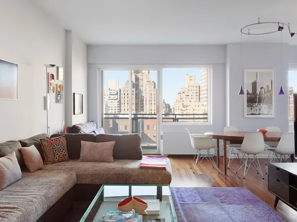 60 East 8th Street image 1 of 14