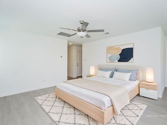 5th image of 2736 River Knoll Ln